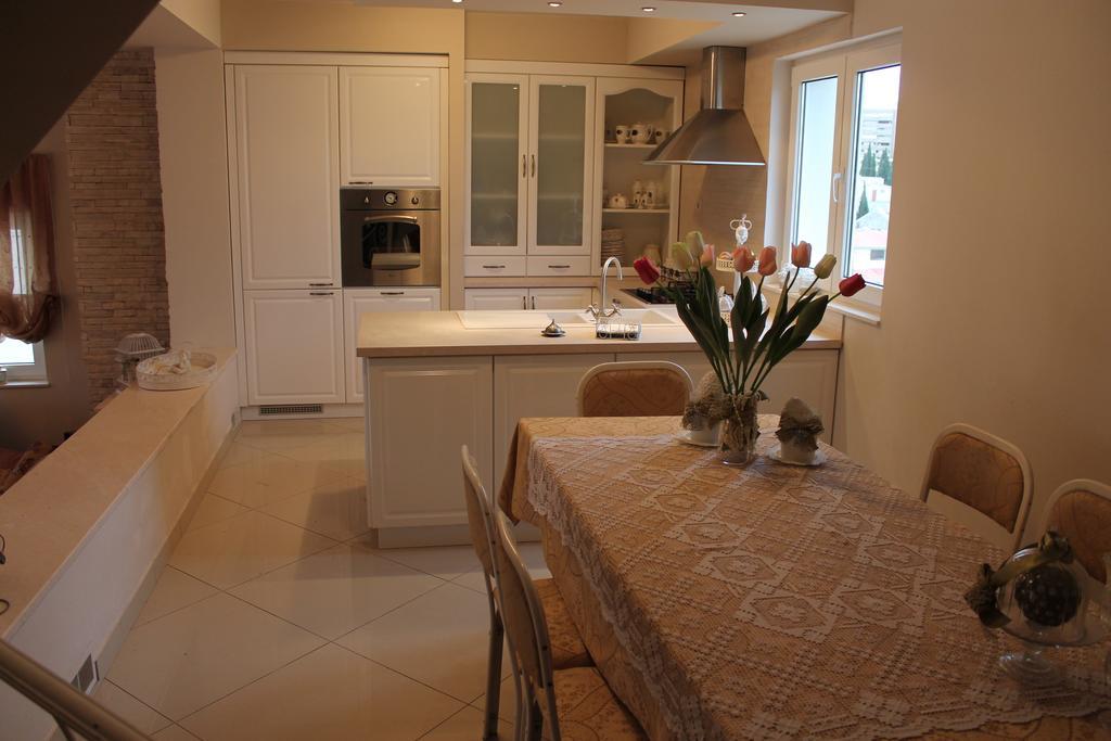 Holiday Home Sime & Cvita Split Buitenkant foto